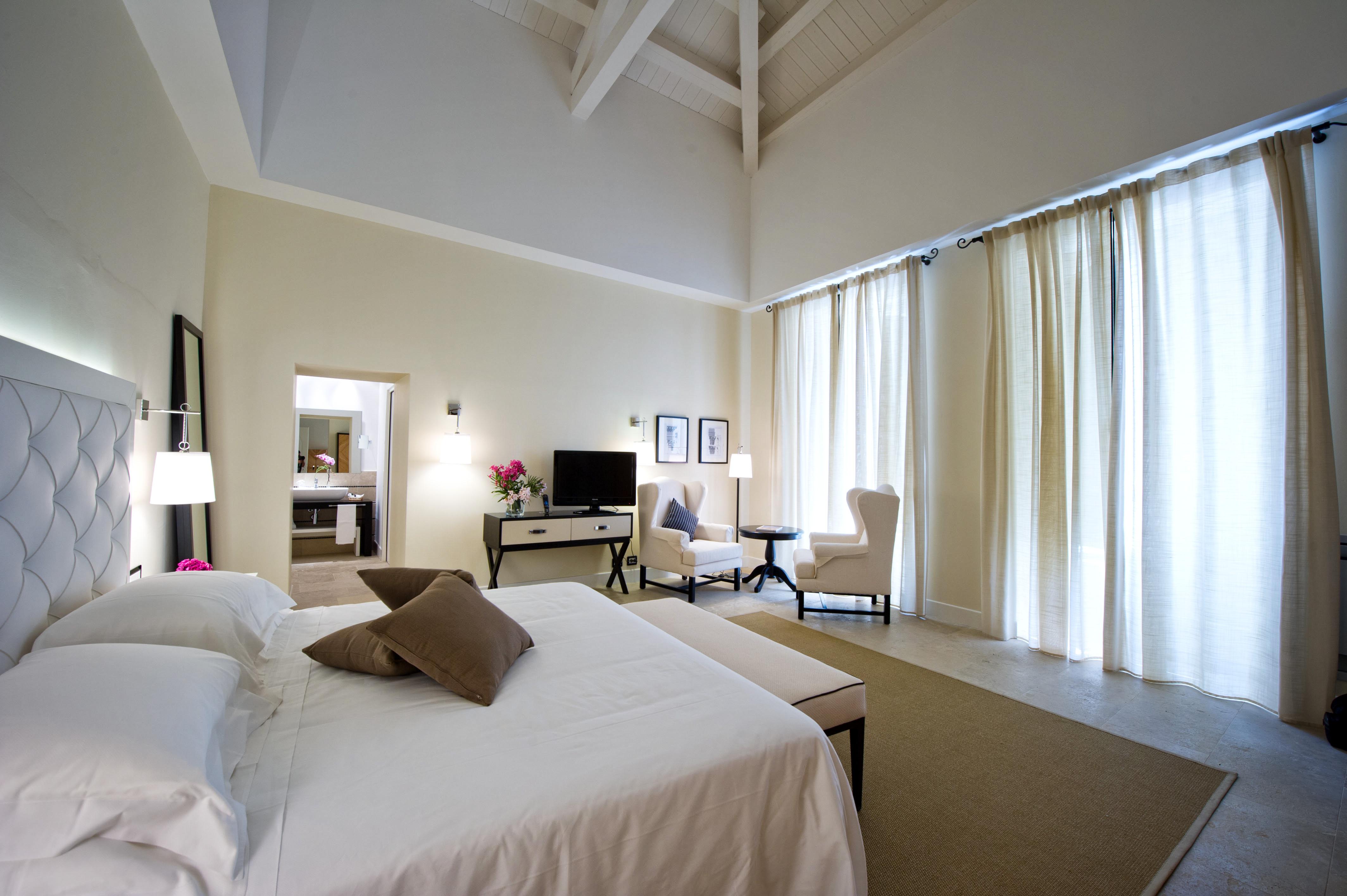 Borgo Di Luce I Monasteri Golf Resort & Spa Syracuse Extérieur photo A room at the hotel