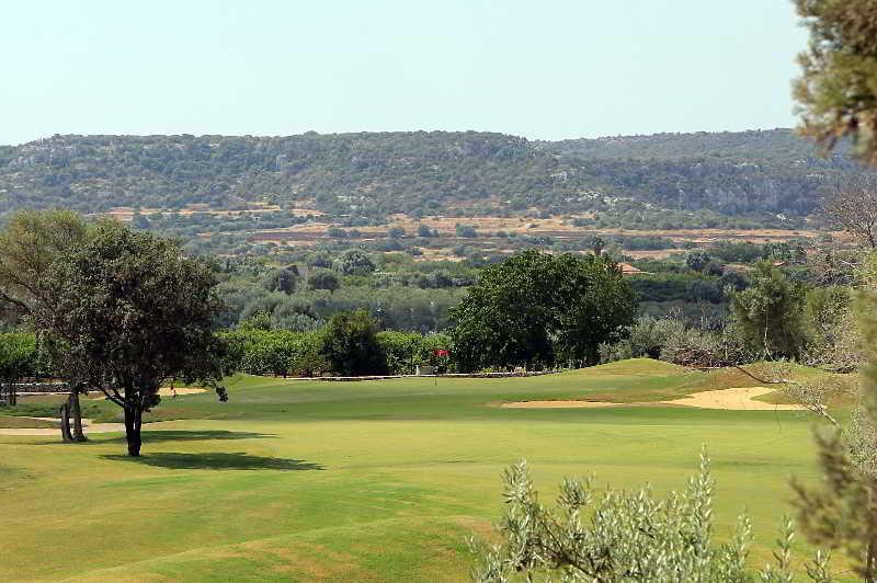 Borgo Di Luce I Monasteri Golf Resort & Spa Syracuse Extérieur photo Golf course in Mallorca