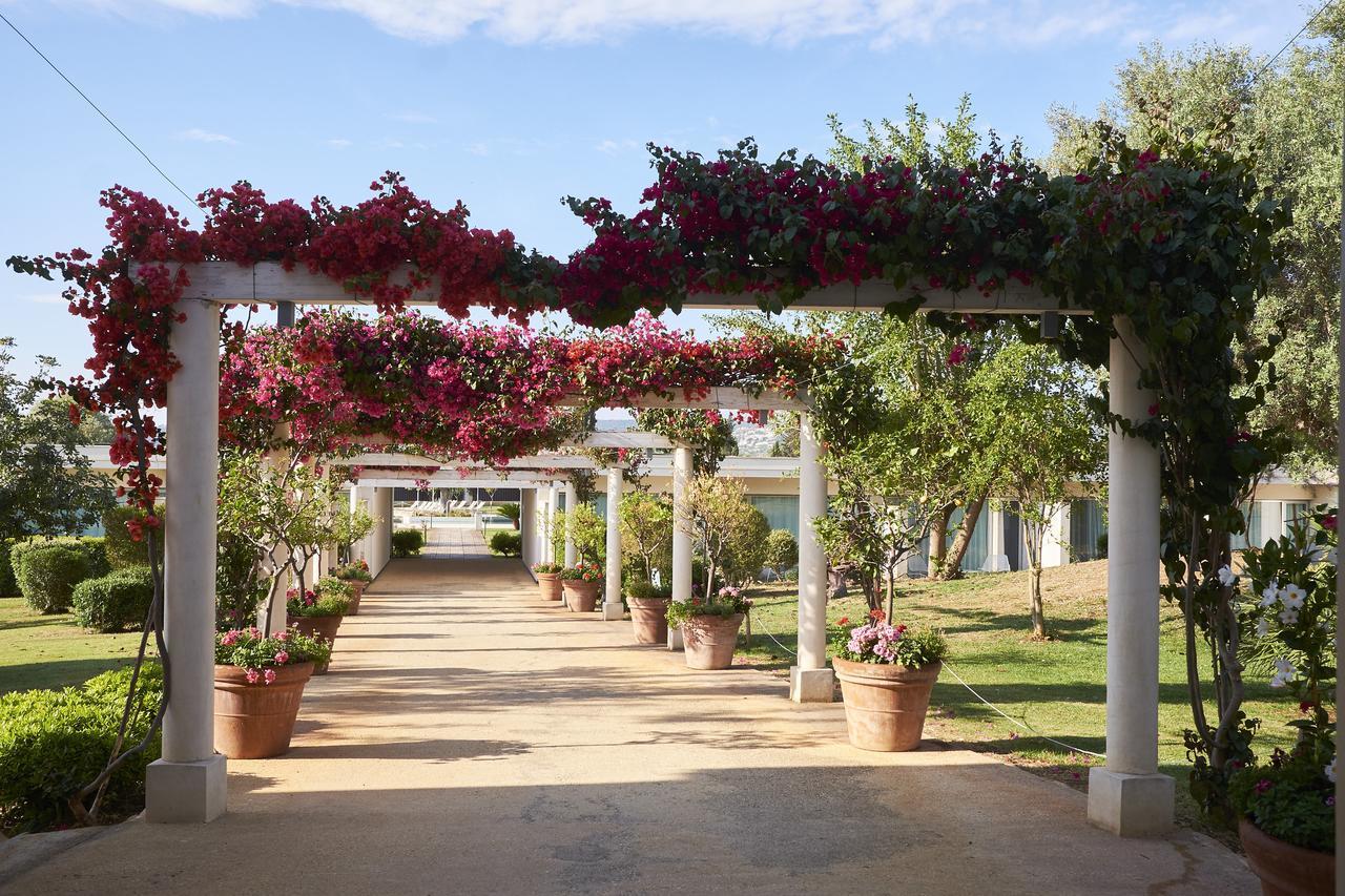 Borgo Di Luce I Monasteri Golf Resort & Spa Syracuse Extérieur photo Pergola at the University of Patras
